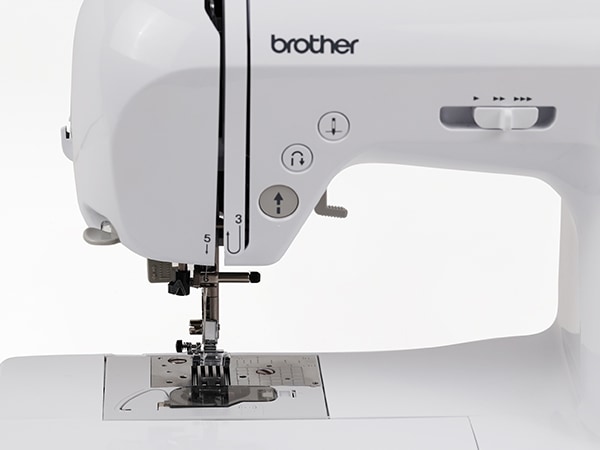 Brother Computerized Sewing Machine ST150HDH EASY TO THREAD EVERY TIME