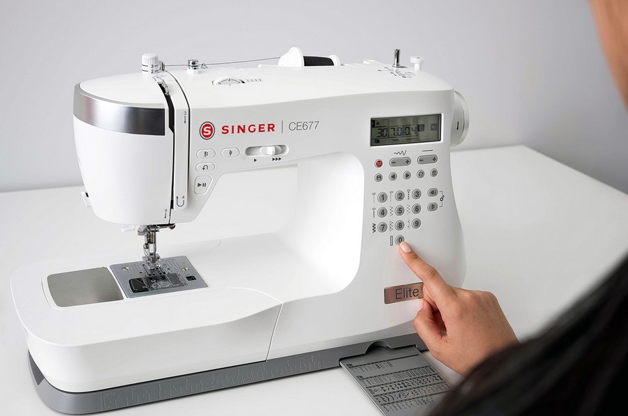 Singer CE677 Elite Sewing Machine SIMPLE CONTROLS