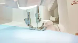 Baby Lock Acclaim Serger Machine PURE LIGHTING WITH 3 LED LIGHTS
