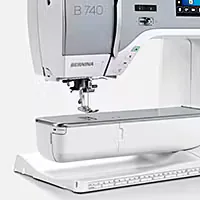 Bernina 740 EXTENDED FREEARM