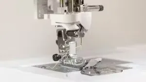 ADVANCED NEEDLE THREADER