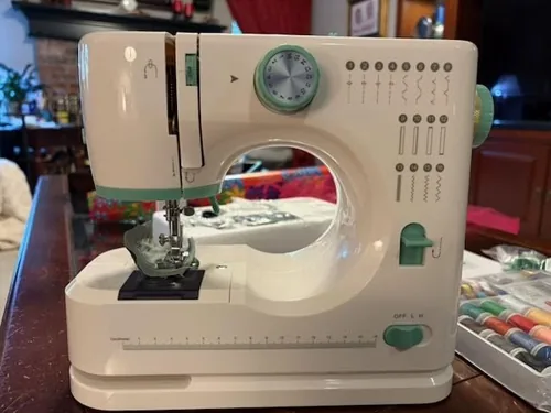 Customer photograph of the miikoul sewing machine