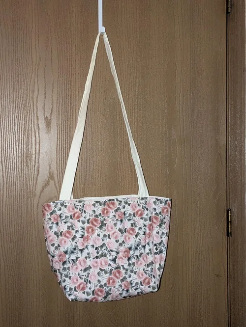 A finished tote from a separate owner’s projects.
