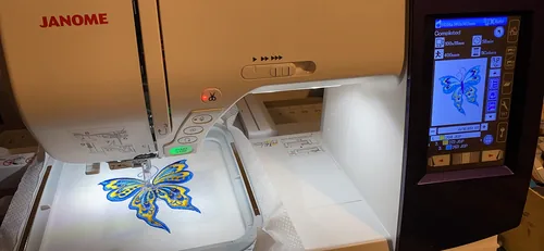 An owner’s Memory Craft 9850 setup.