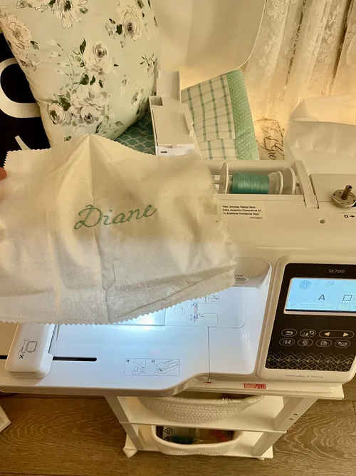 The SE700 set up for embroidery in an owner’s workspace.